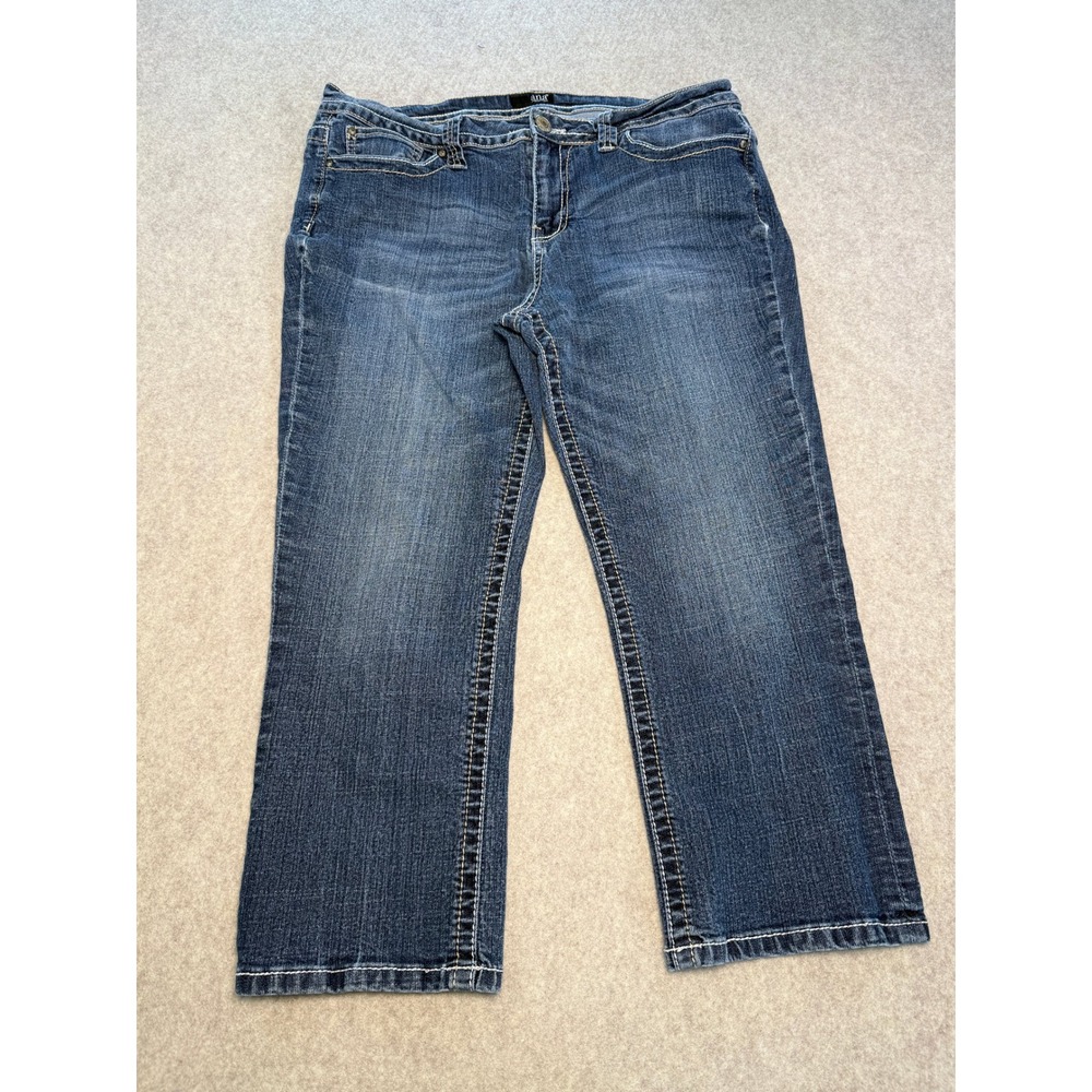A New Approach Women 16 Cropped Jeans Embroidered Pockets Western McBlingCapri
